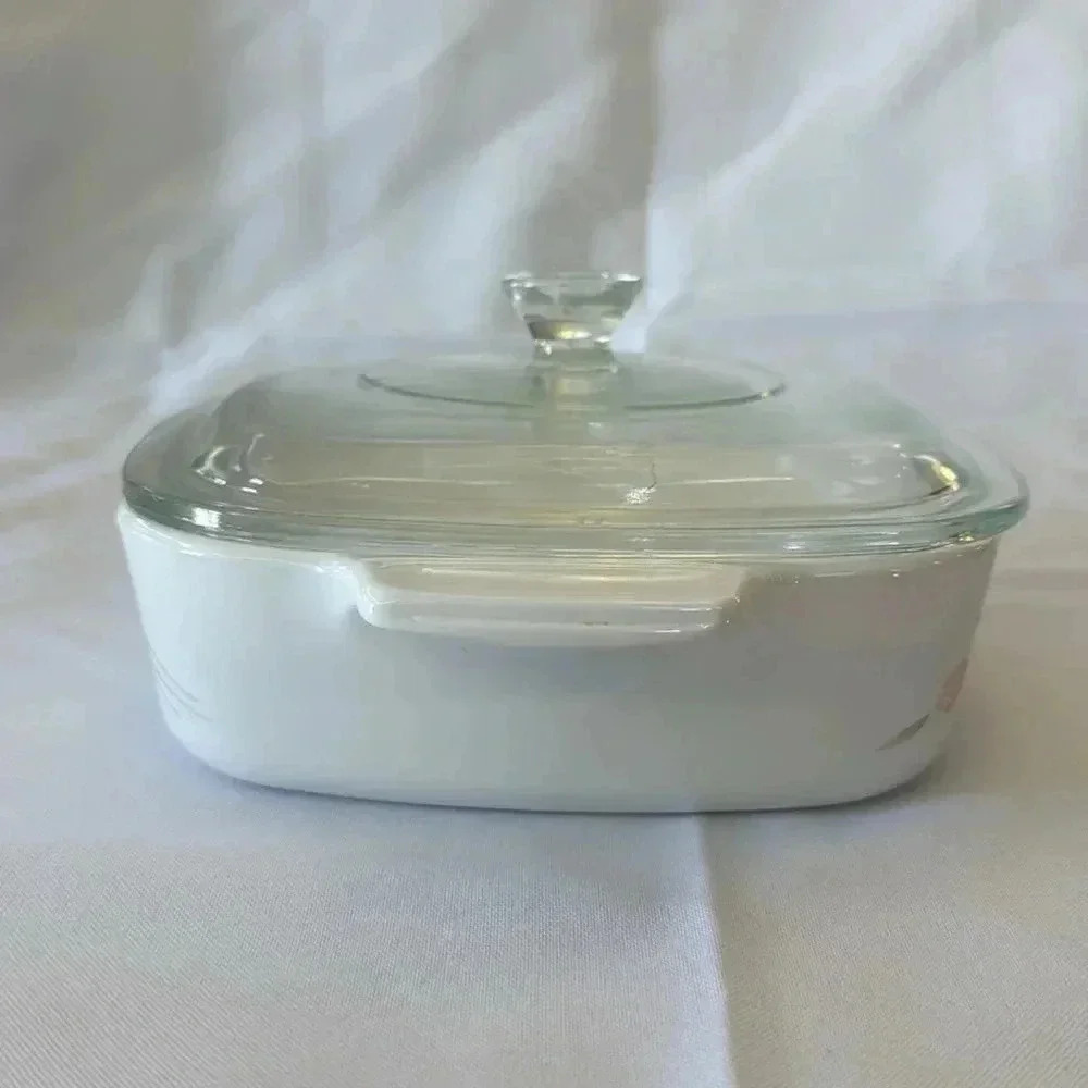 Corningware Peach Floral 1 Liter Casserole A-1-B with Lid P-7-C - Picture 4 of 7